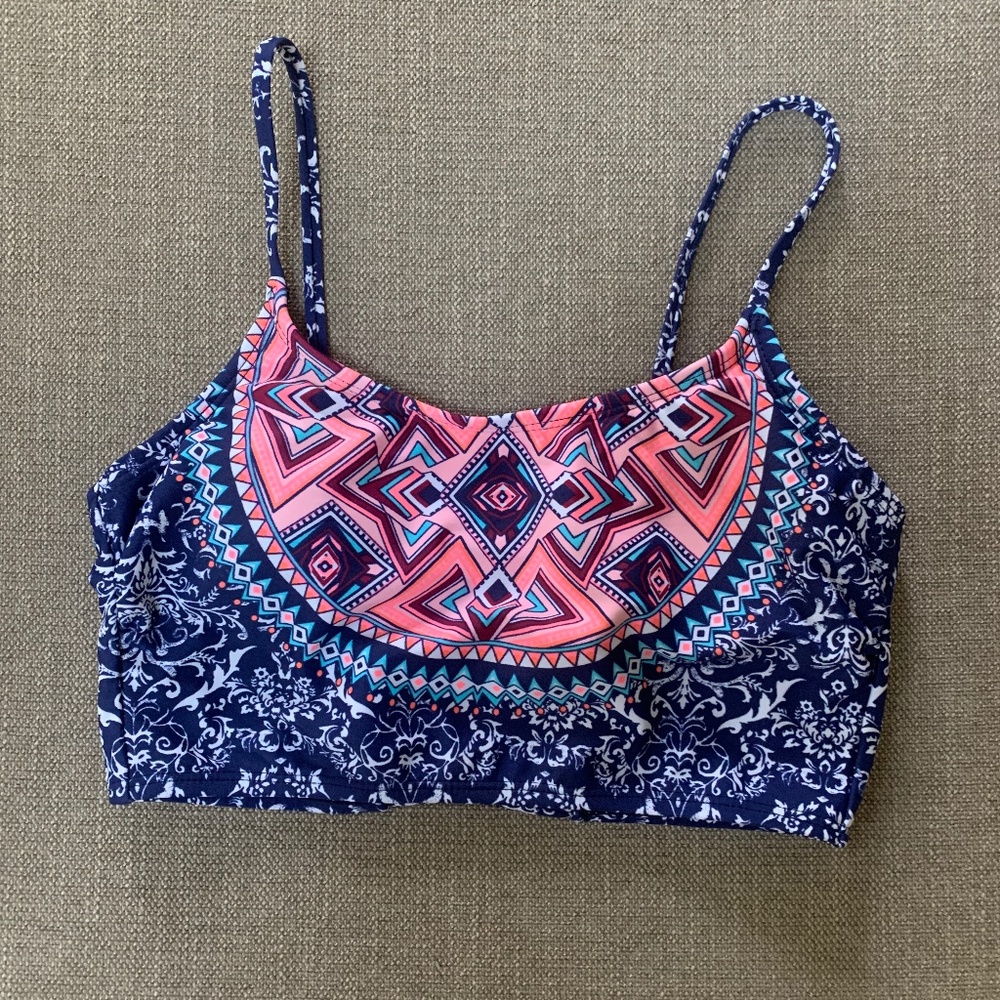 Woman’s new without tags gossip bathing suit top